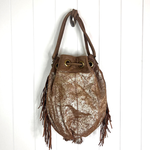 Clhei Prado Bucket Bag in Gold Metallic Leather - Picture 6 of 9